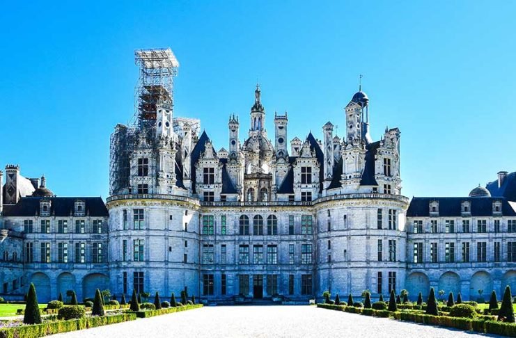 Château-de-Chambord-credit-axp-photography-unsplash