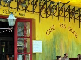 cafe-van-gogh-frank-eiffert-unsplash