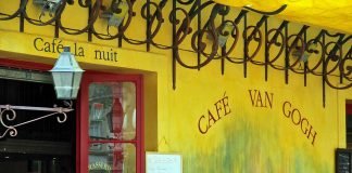 cafe-van-gogh-frank-eiffert-unsplash