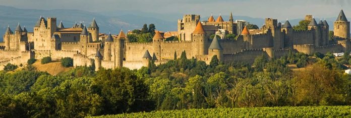 carcassone-credit-alain-bonnardeaux-unsplash