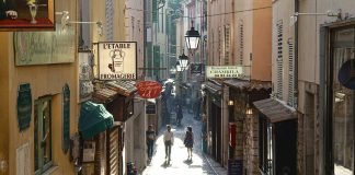 Character filled streets throughout French cities. Credit Reuben Mcfeeters via Unsplash